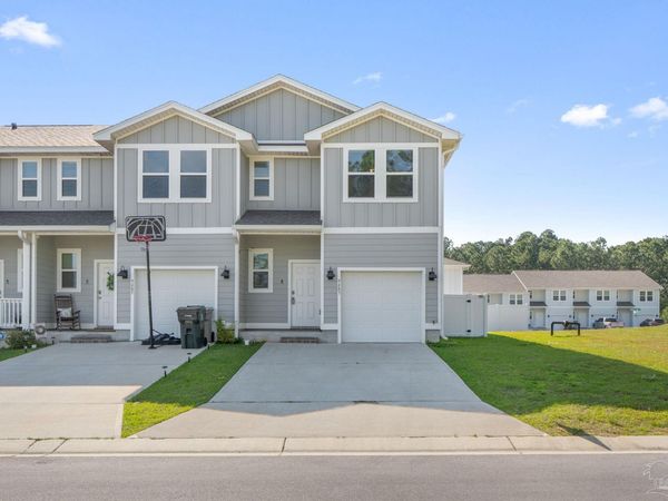 9483 Nature Creek Cir, Pensacola, FL 32526