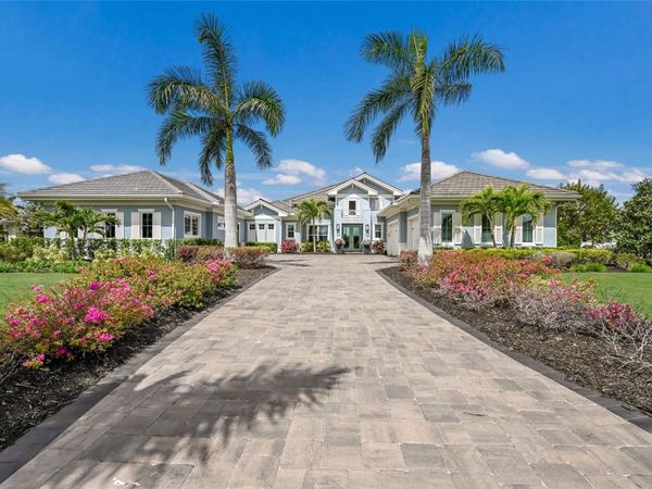 8134 PAVIA WAY, BRADENTON, FL 34202