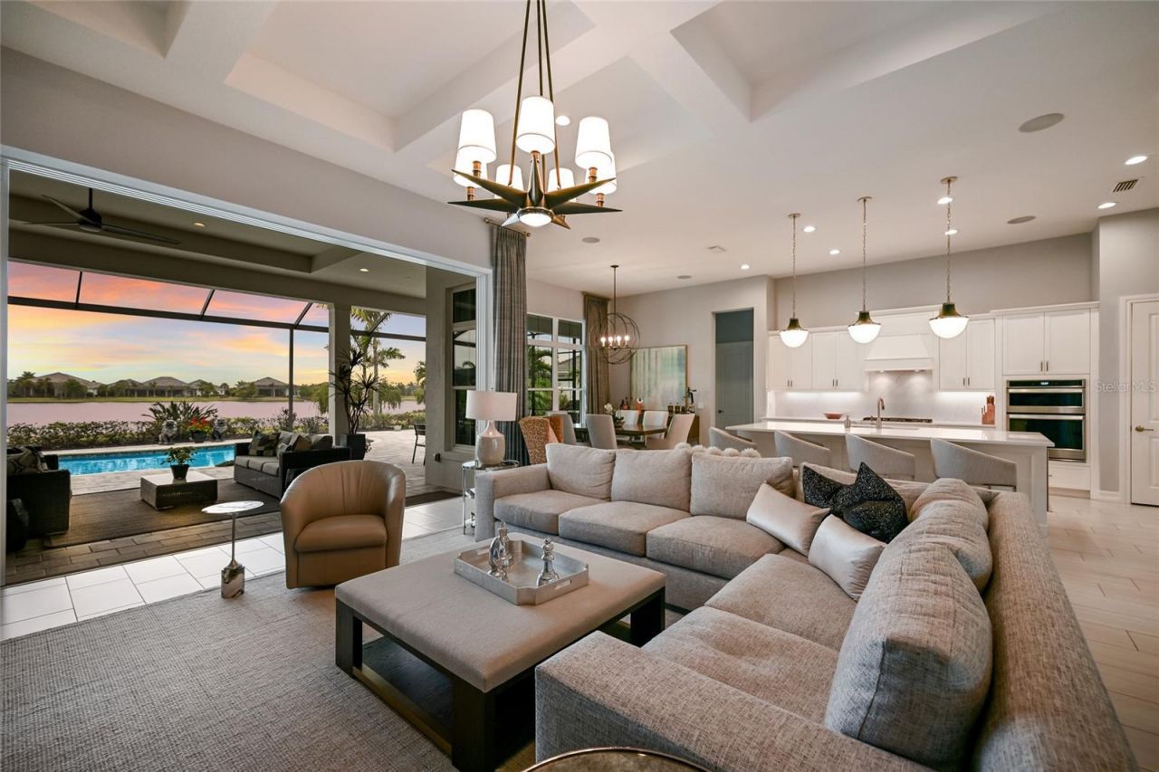 8134 Pavia Way, Lakewood Ranch, FL 34202 Photo