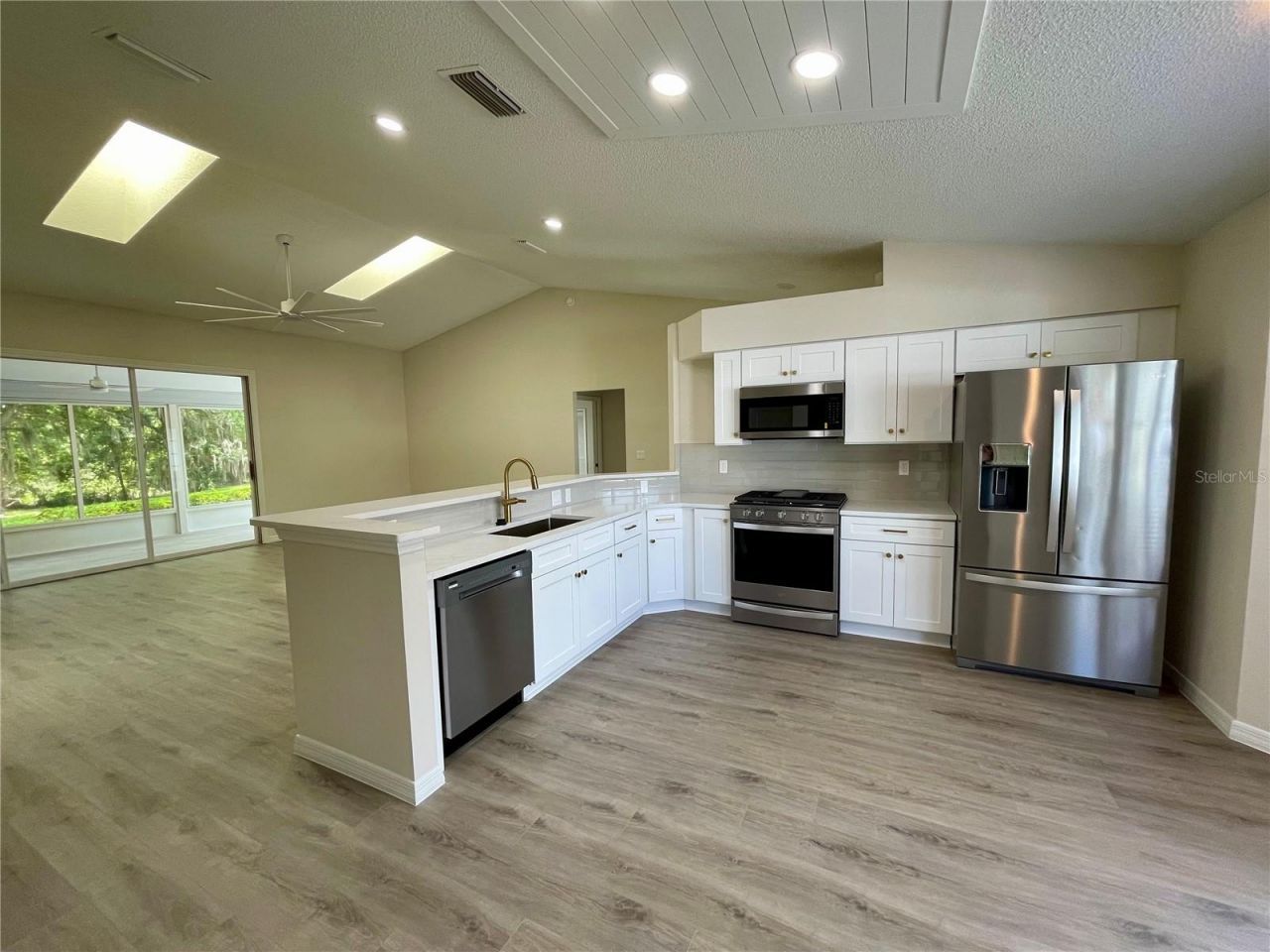 6042 Wade Street , Leesburg, FL 34748 Photo