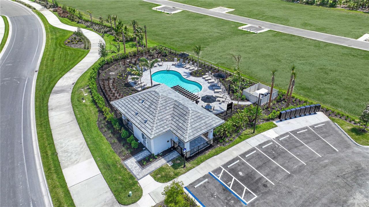 10605 Orbit Terrace, Sarasota, FL 34241 Photo