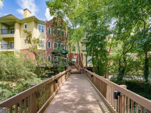 424 Lindbergh Drive NE, Unit 103, Atlanta, GA 30305
