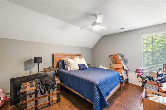 3120 Queensgate Way Photo 12