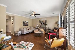 3120 Queensgate Way photo 4