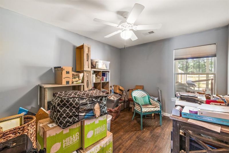 3120 Queensgate Way Photo 7