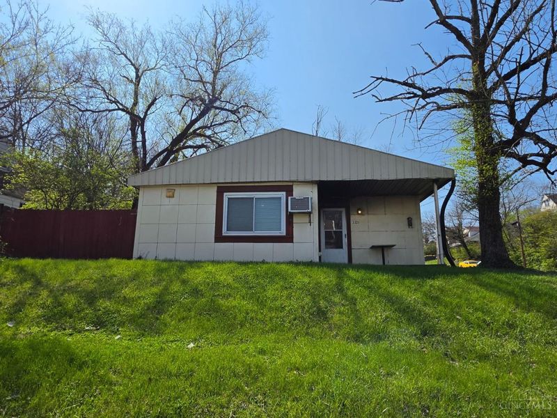 3321 Glenway Avenue, Cincinnati, OH 45205 Photo 2
