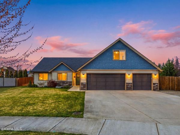 4313 E Seneca CT , Post Falls, ID 83854