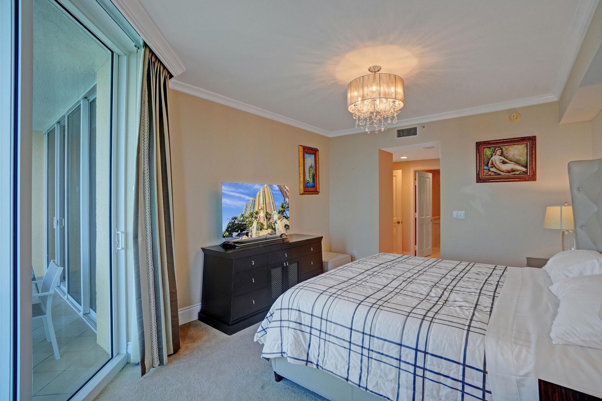 17875 Collins Avenue, Unit 3103, Sunny Isles Beach, FL 33160 Photo