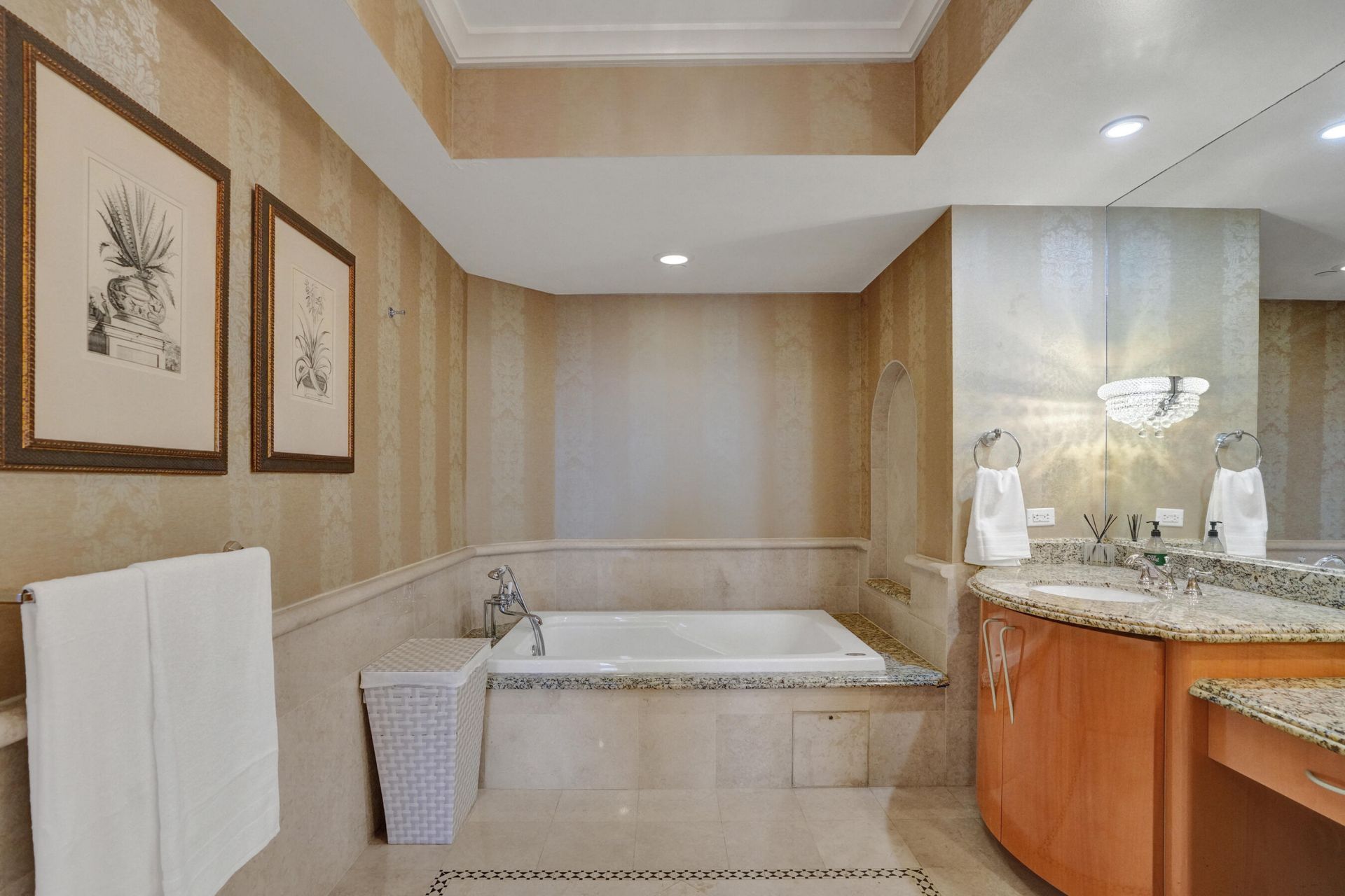 17875 Collins Avenue, Unit 3103, Sunny Isles Beach, FL 33160 Photo