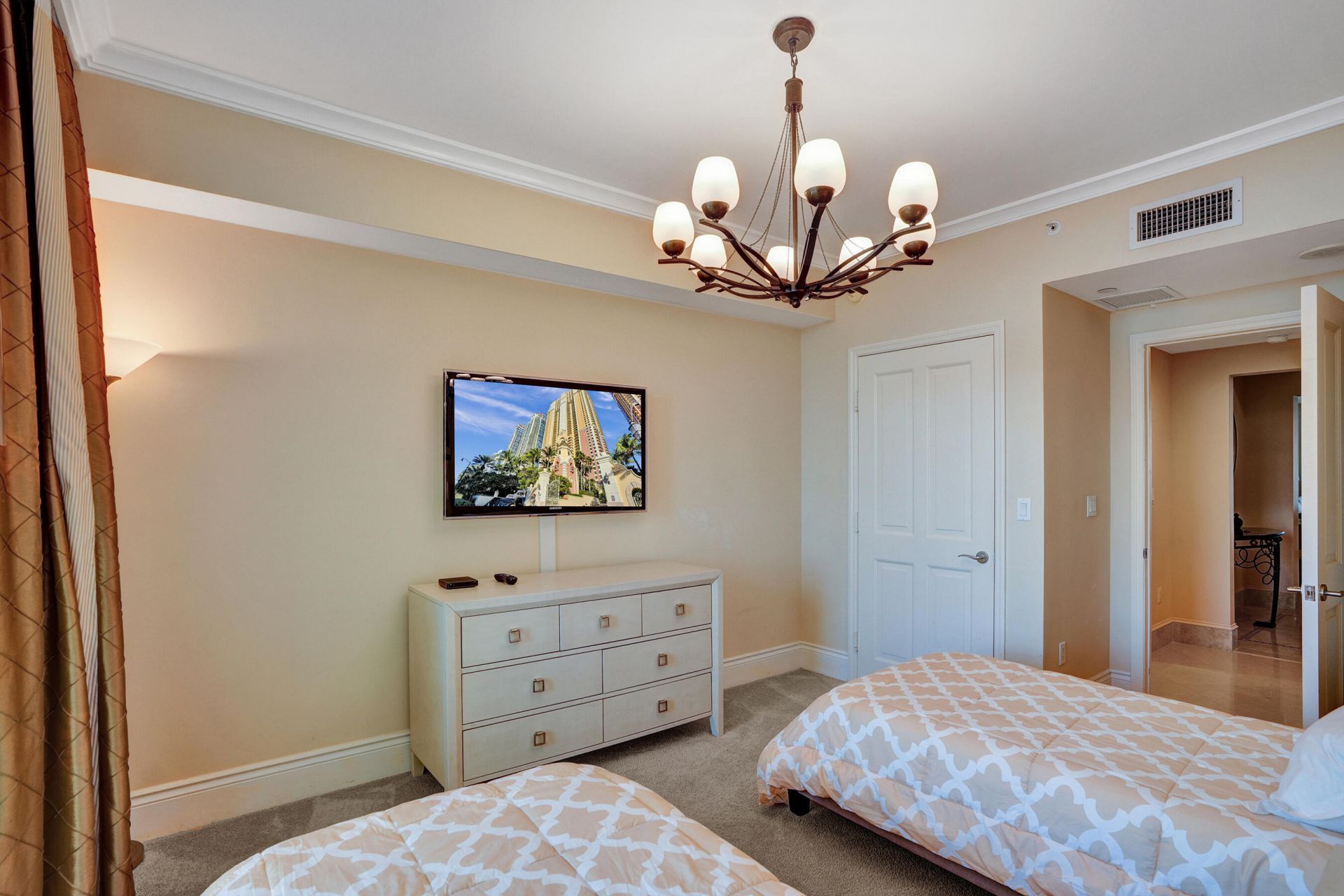 17875 Collins Avenue, Unit 3103, Sunny Isles Beach, FL 33160 Photo