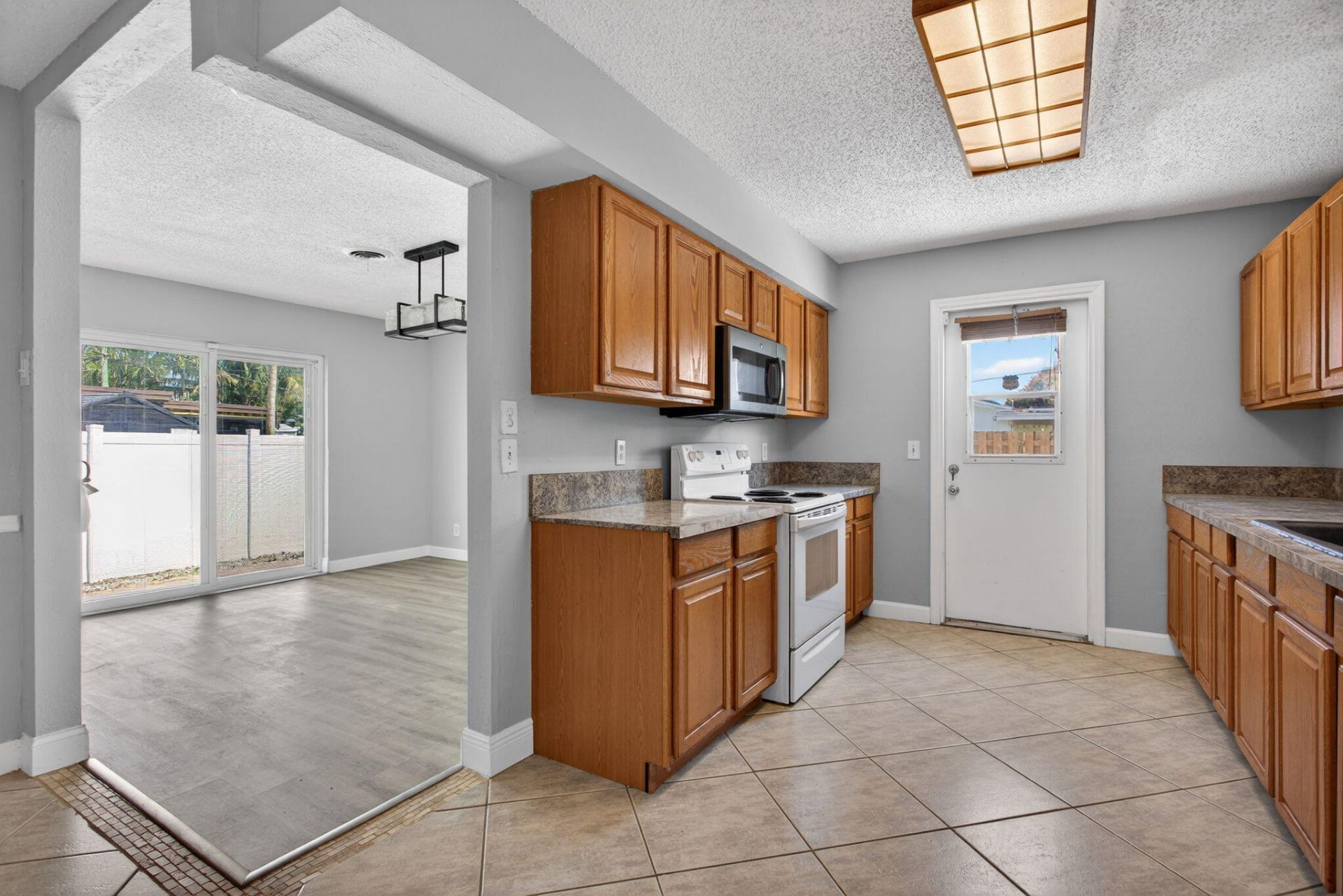 6382 Royal Palm Boulevard, Unit 6382, Margate, FL 33063 Photo