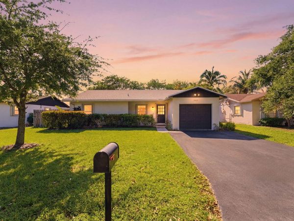 2428 NW 98th Lane, Coral Springs, FL 33065