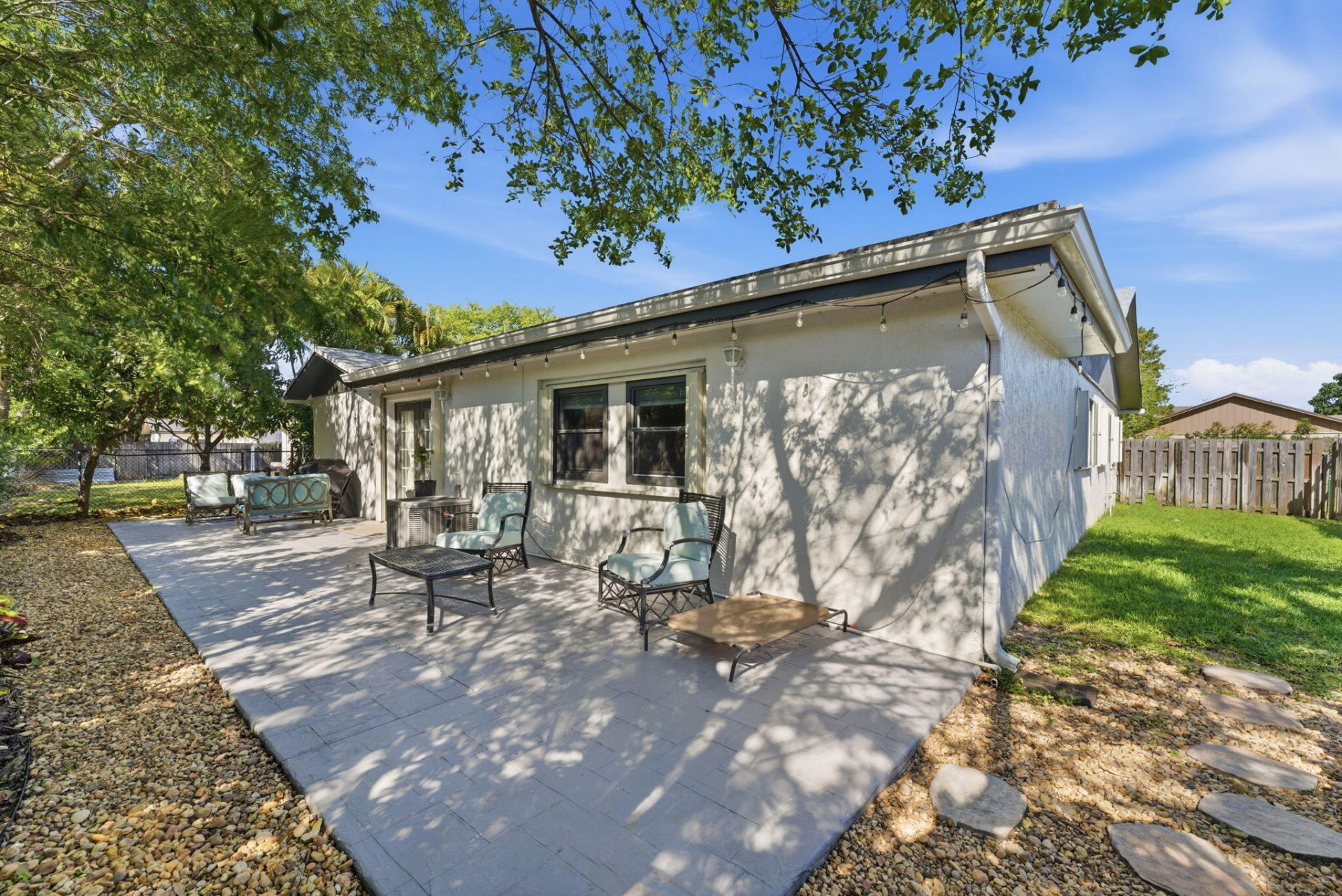 2428 NW 98th Lane, Coral Springs, FL 33065 Photo