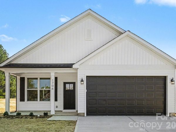 1706 Chapman Avenue , Kannapolis, NC 28081