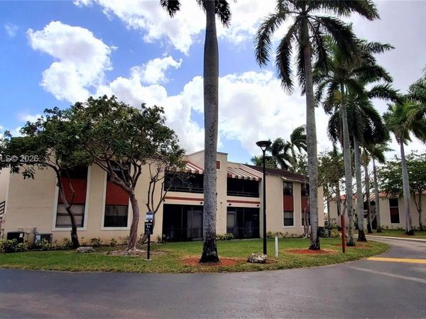 20025 NE 3rd Ct, Unit 1, Miami, FL 33179