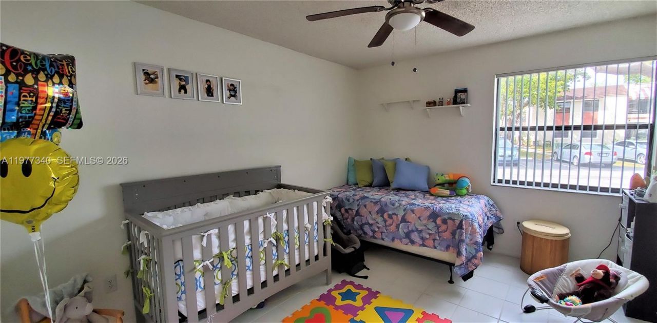 20025 NE 3rd Ct , Unit 1, Miami, FL 33179 Photo