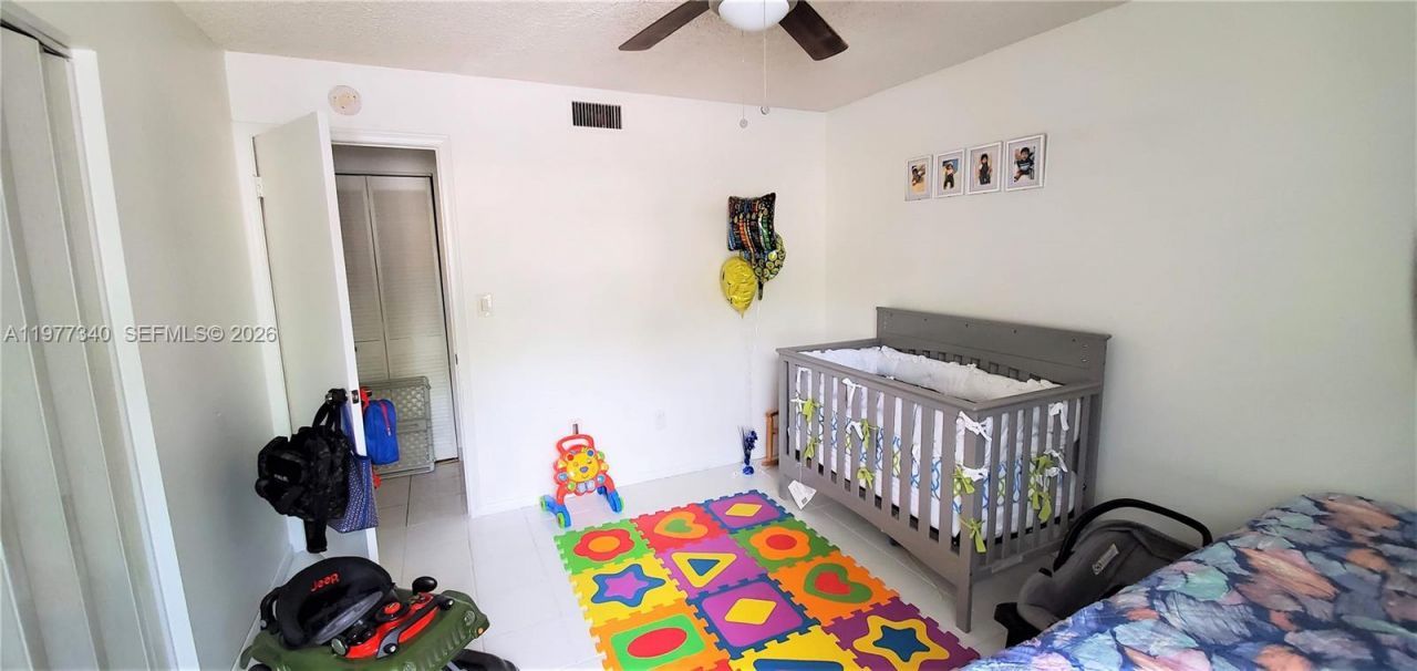 20025 NE 3rd Ct , Unit 1, Miami, FL 33179 Photo