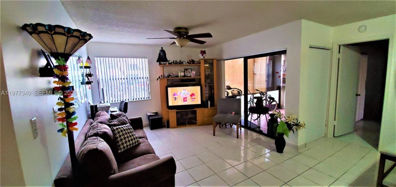 20025 NE 3rd Ct , Unit 1, Miami, FL 33179 Photo