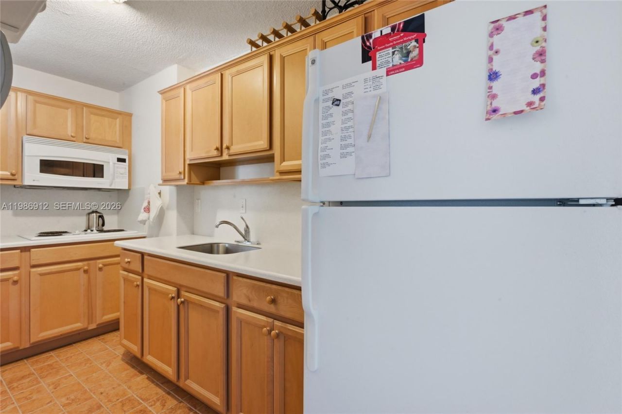 10230 Collins Ave, Unit 203, Bal Harbour, FL 33154 Photo