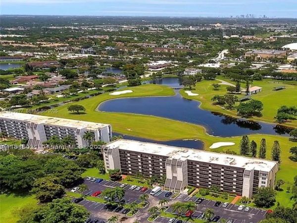 3150 W Rolling Hills Cir , Unit 209, Davie, FL 33328