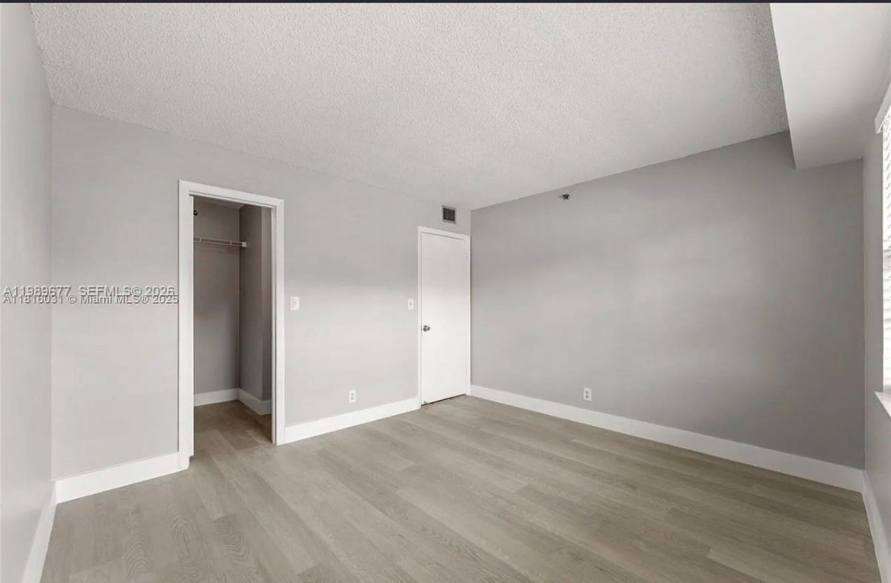 3150 W Rolling Hills Cir , Unit 209, Davie, FL 33328 Photo