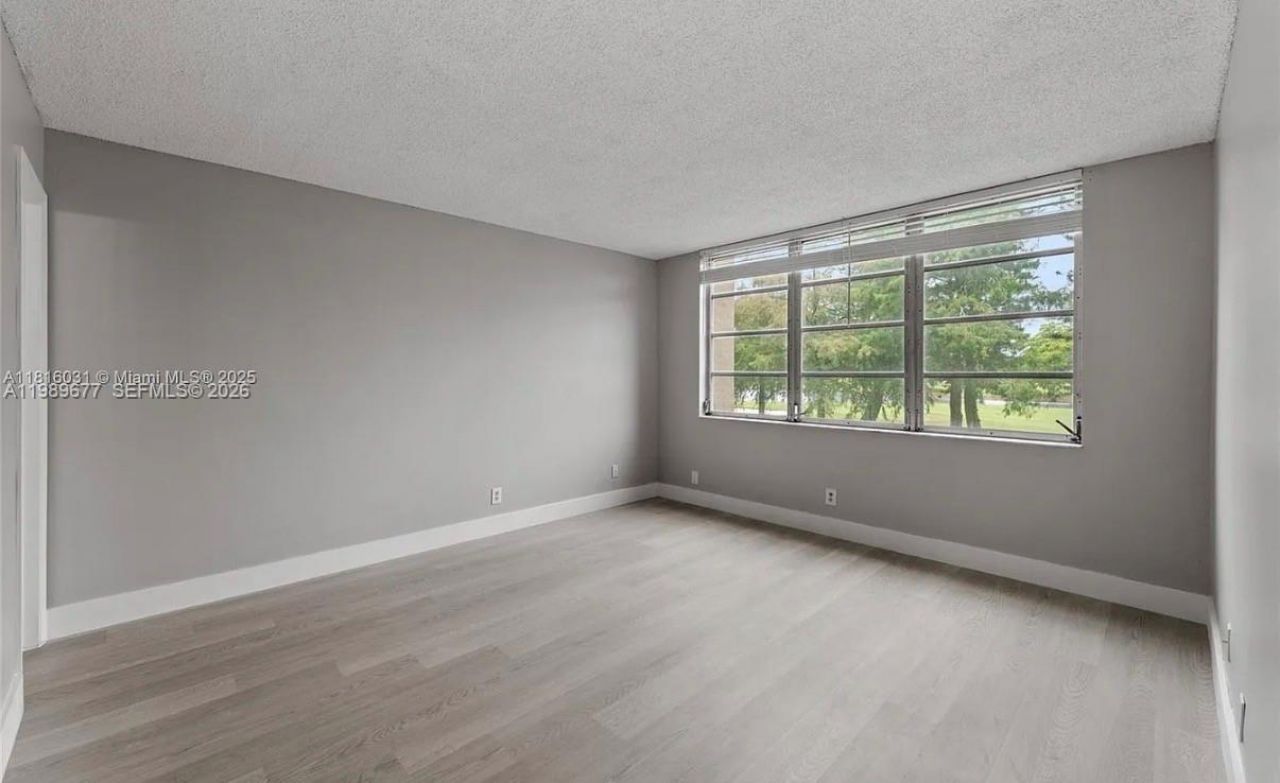 3150 W Rolling Hills Cir , Unit 209, Davie, FL 33328 Photo