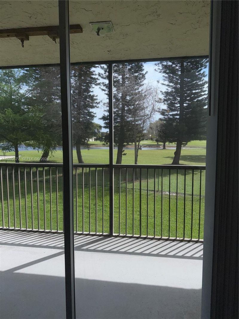 3150 W Rolling Hills Cir , Unit 209, Davie, FL 33328 Photo