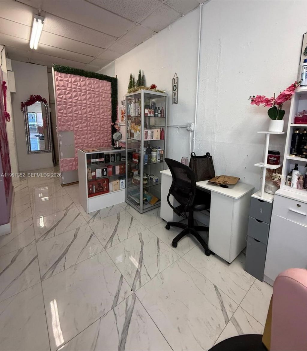 1569 W Okeechobee Rd Hialeah, Hialeah, FL 33010 Photo