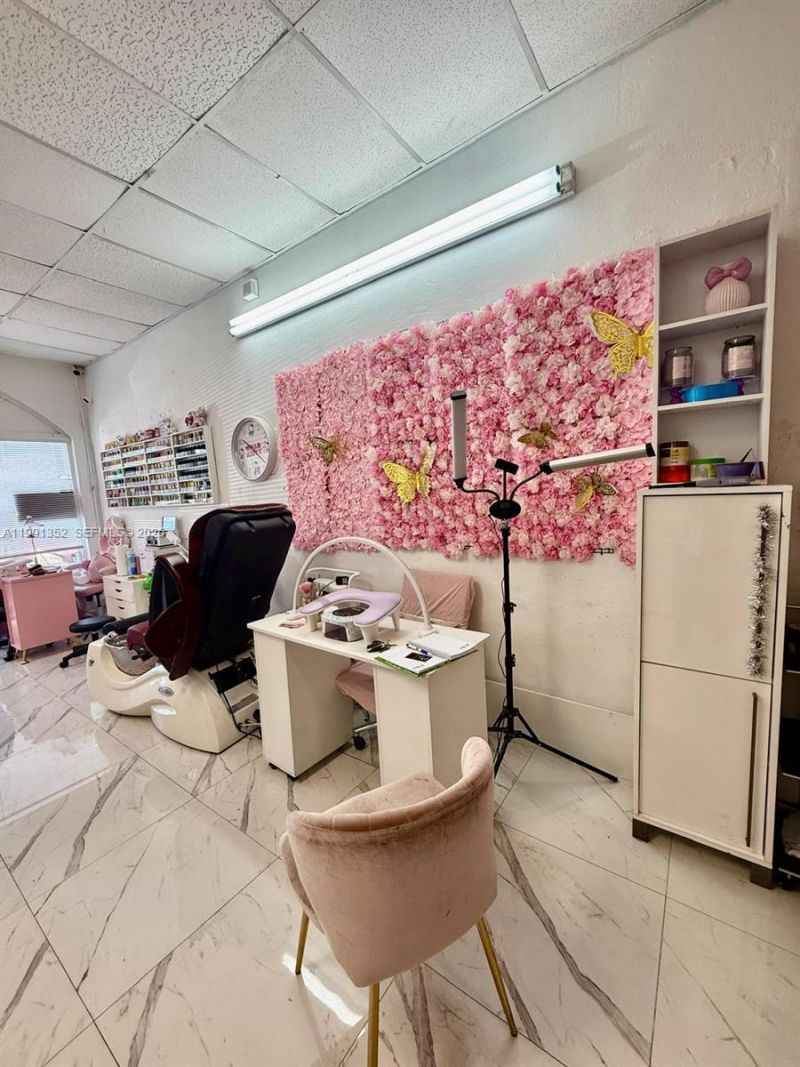 1569 W Okeechobee Rd Hialeah, Hialeah, FL 33010 Photo