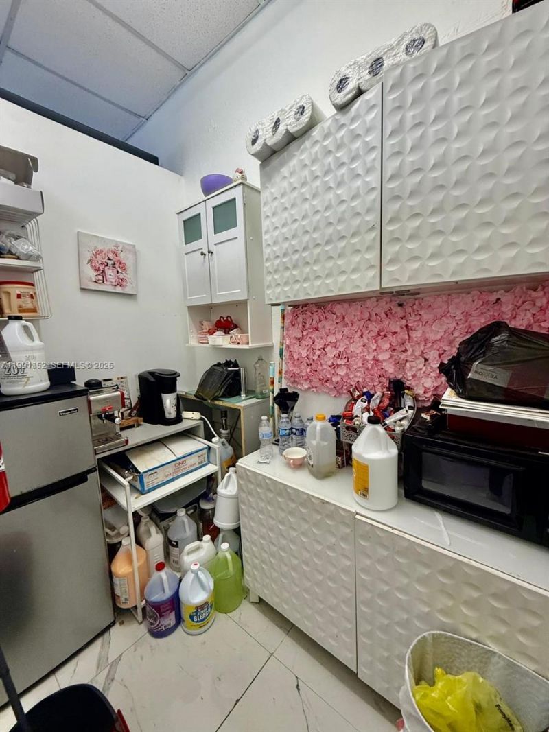 1569 W Okeechobee Rd Hialeah, Hialeah, FL 33010 Photo