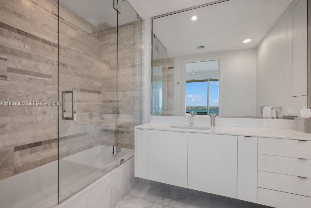 10203 Collins Ave , Unit 1702, Bal Harbour, FL 33154 Photo