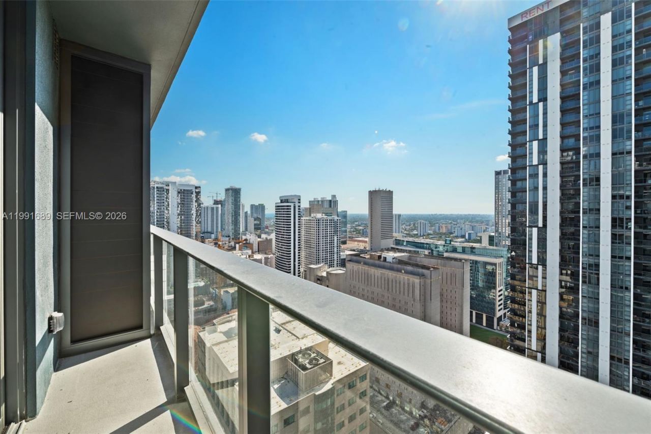 121 NE 5 St , Unit 3507, Miami, FL 33132 Photo