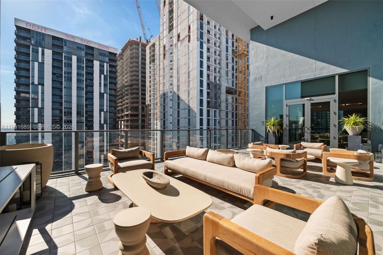 121 NE 5 St , Unit 3507, Miami, FL 33132 Photo