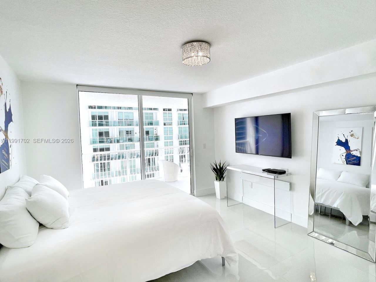 1200 SE Brickell Bay Dr, Unit 1707, Miami, FL 33131 Photo