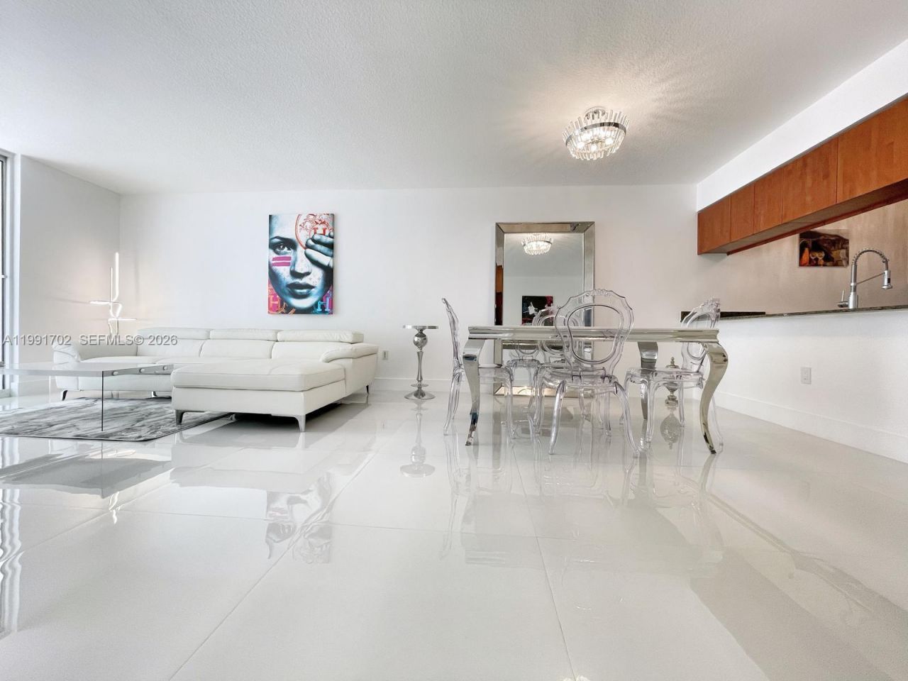 1200 SE Brickell Bay Dr , Unit 1707, Miami, FL 33131 Photo