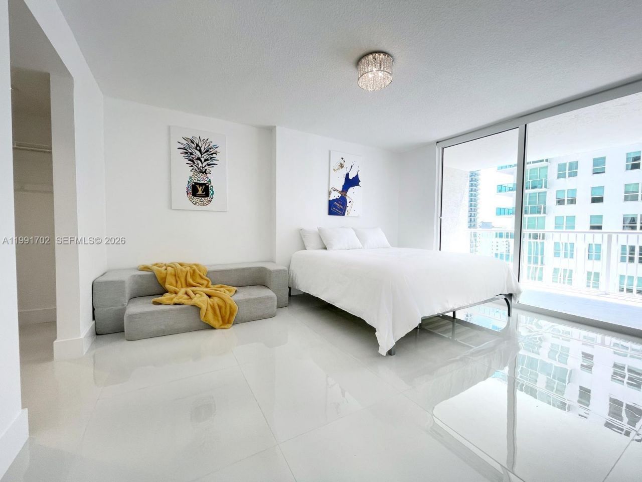 1200 SE Brickell Bay Dr , Unit 1707, Miami, FL 33131 Photo