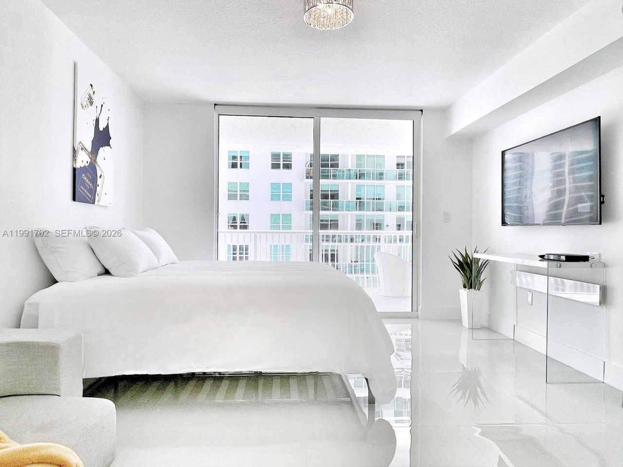 1200 SE Brickell Bay Dr , Unit 1707, Miami, FL 33131 Photo