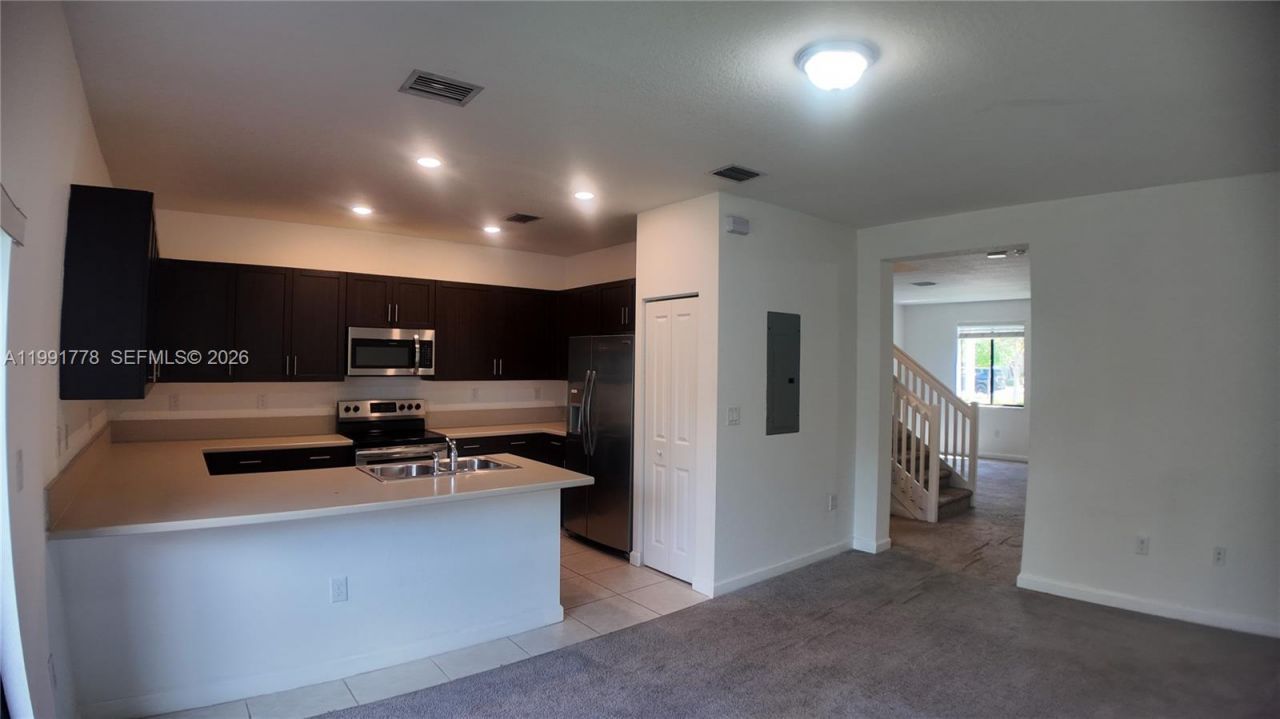 20714 NE 5th Ct , Miami, FL 33179 Photo