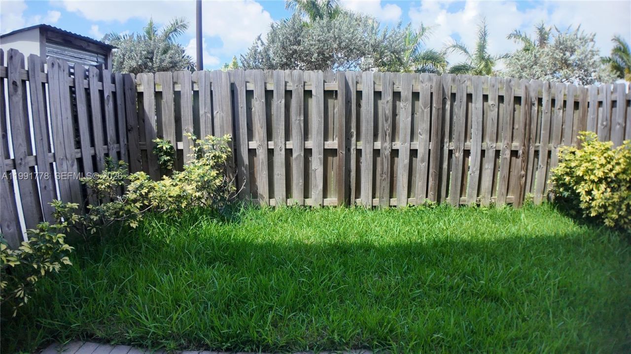 20714 NE 5th Ct , Miami, FL 33179 Photo