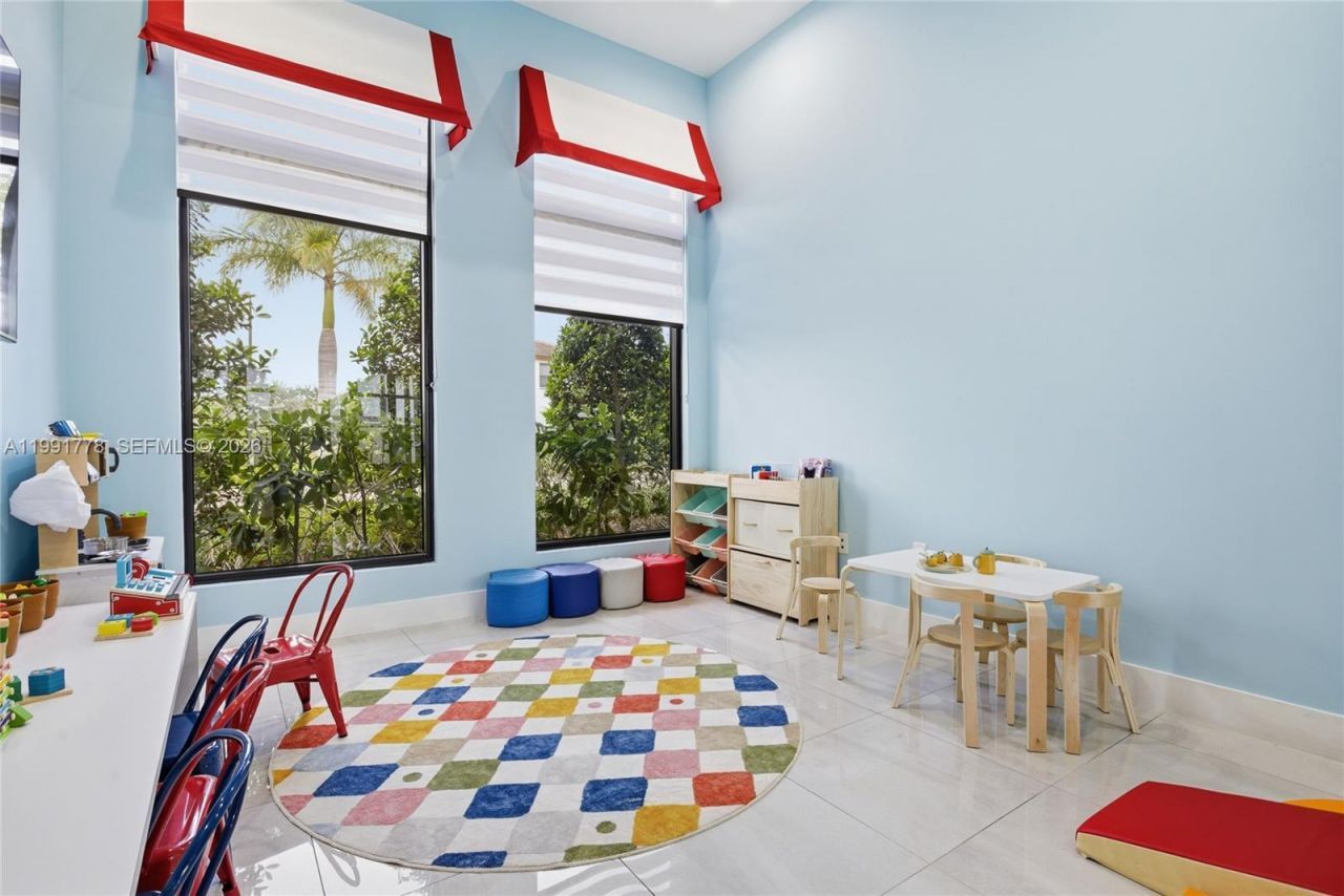 20714 NE 5th Ct, Miami, FL 33179 Photo