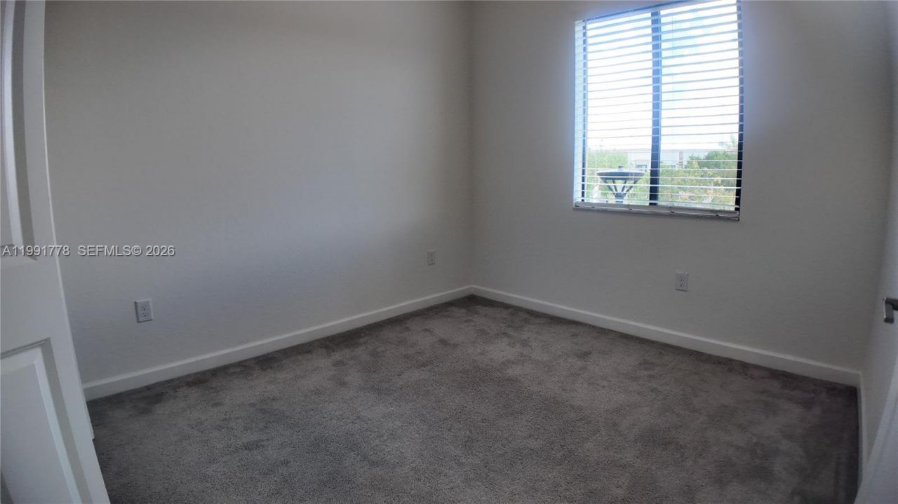 20714 NE 5th Ct , Miami, FL 33179 Photo