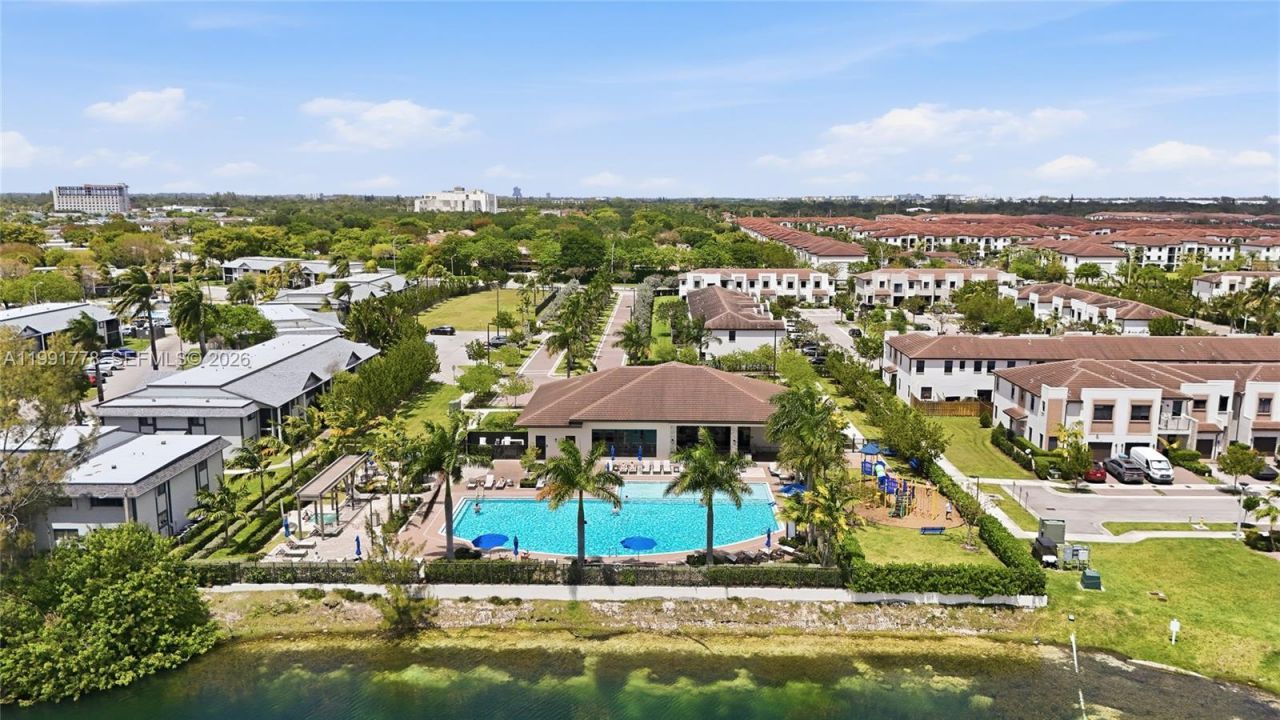 20714 NE 5th Ct, Miami, FL 33179 Photo