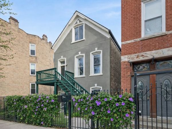 1011 N MOZART Street, Chicago, IL 60622