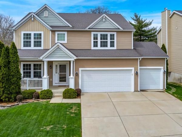 157 Brighton Park Drive, St Charles, MO 63303