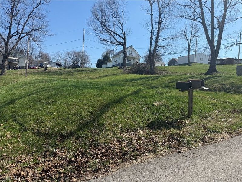 122 Oak Street, Barnesville, OH 43713 Photo 9