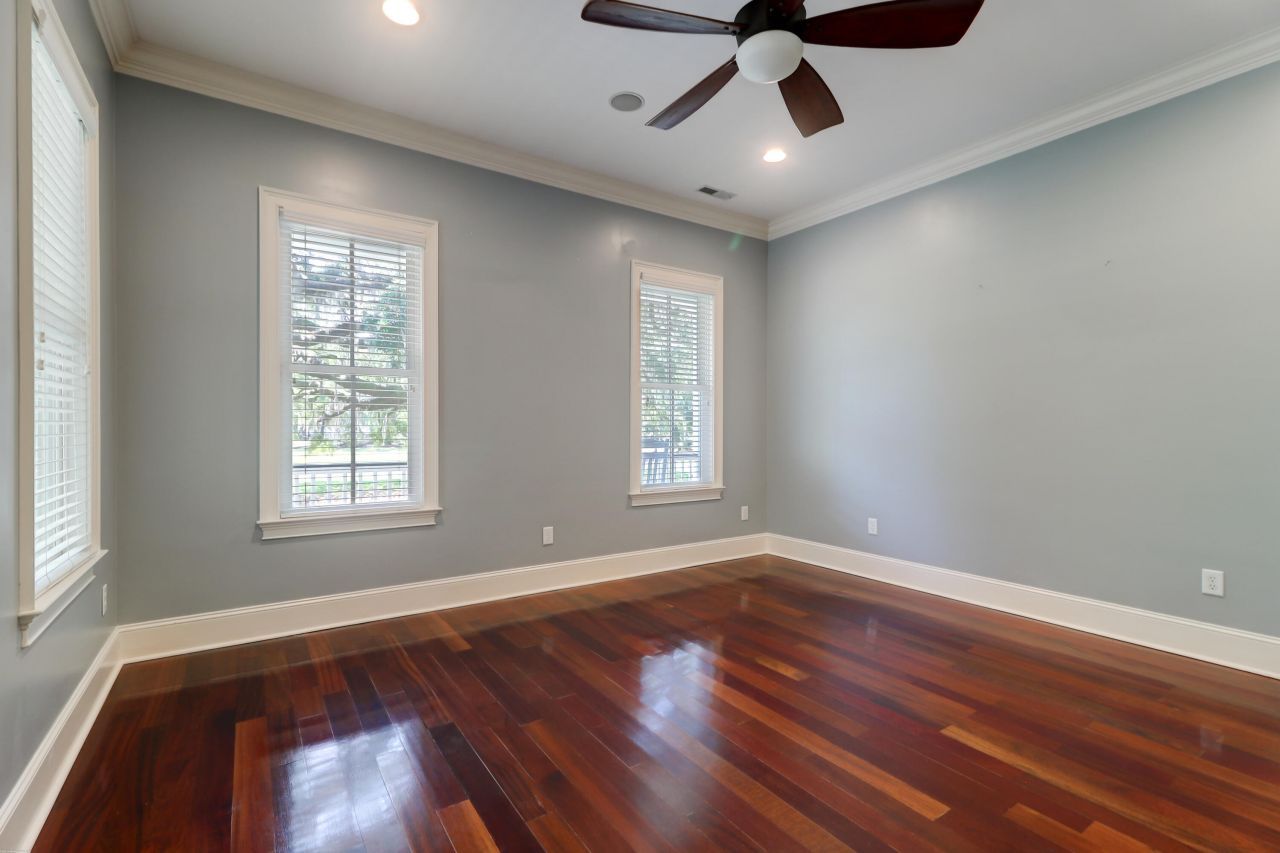 2630 Rifle Range Photo 11