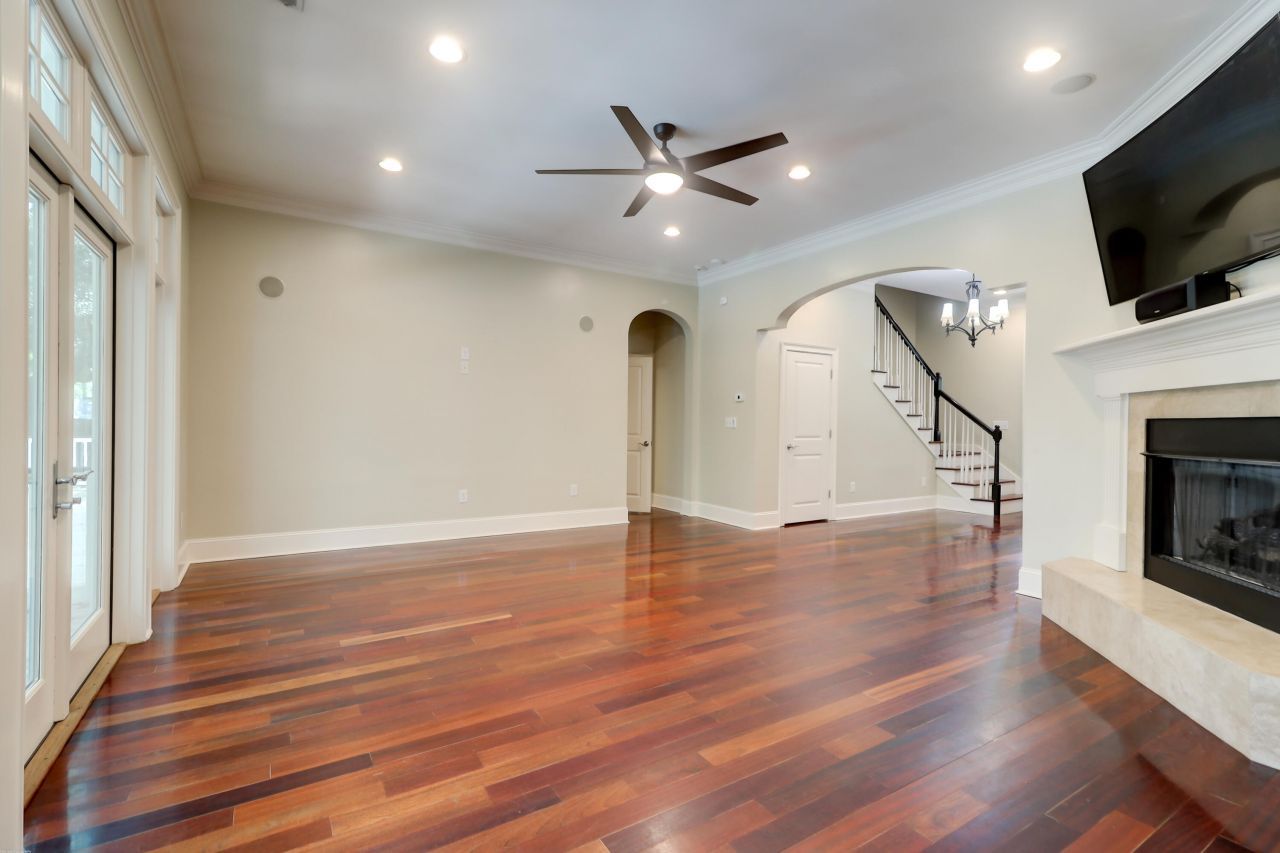 2630 Rifle Range Photo 15