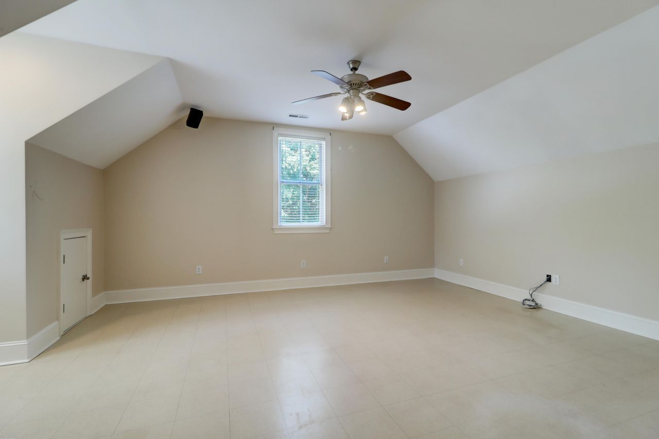 2630 Rifle Range Photo 38