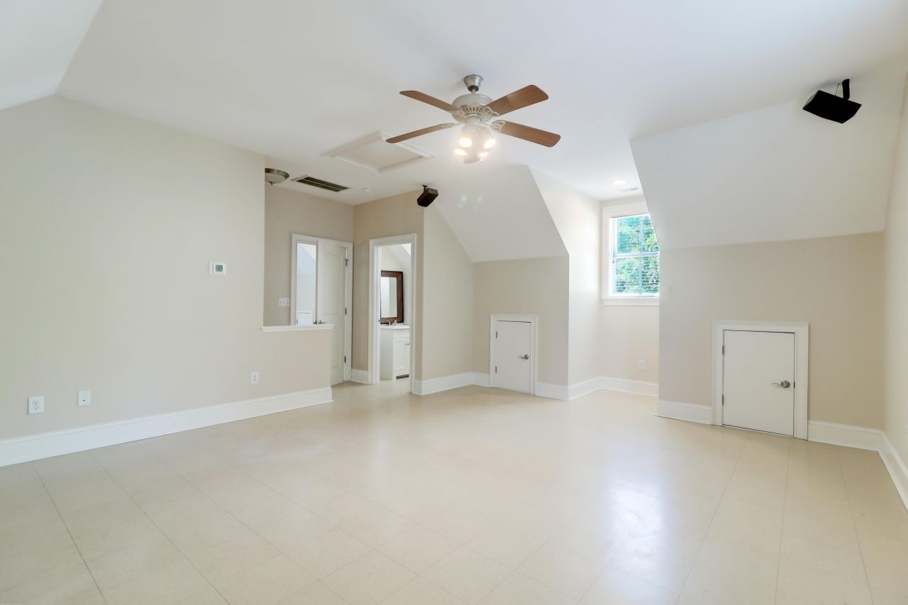 2630 Rifle Range Photo 39