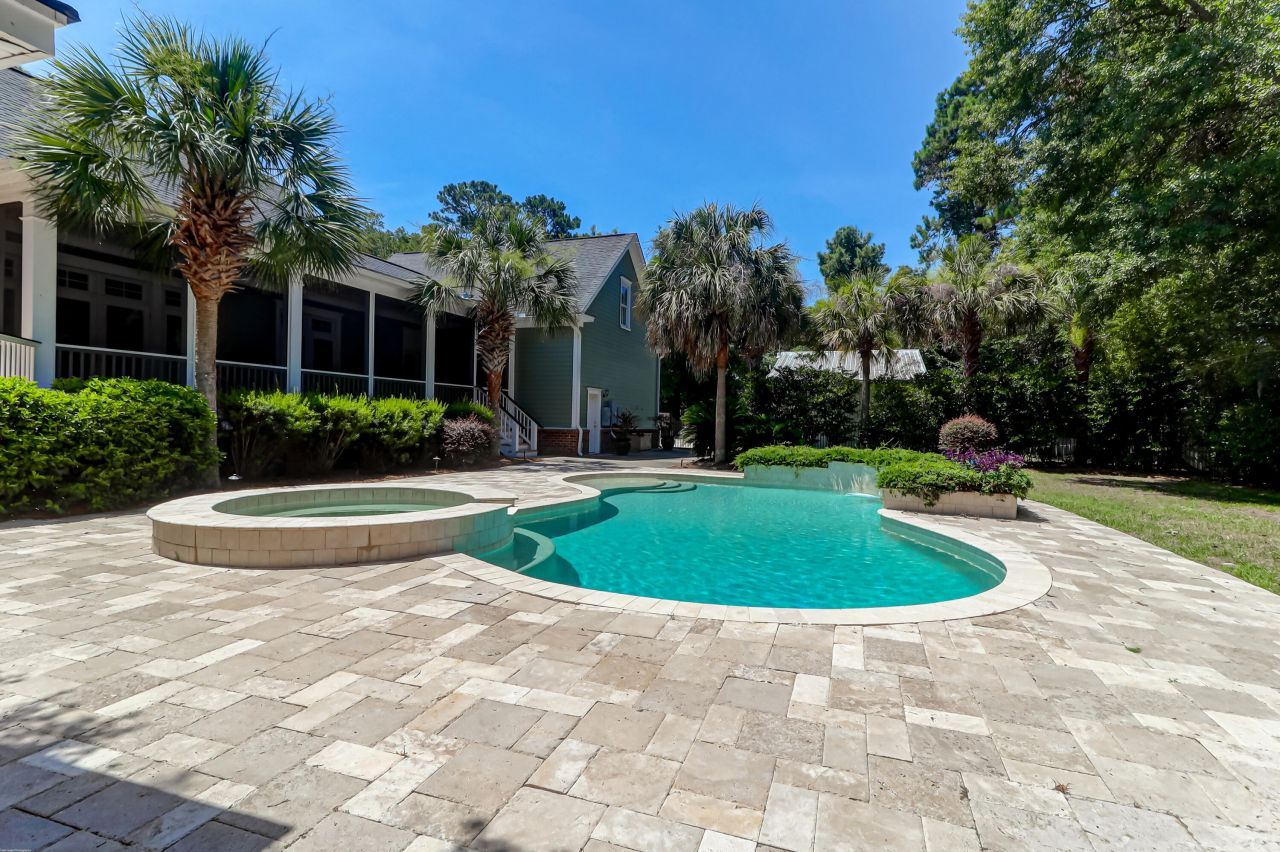 2630 Rifle Range Photo 72